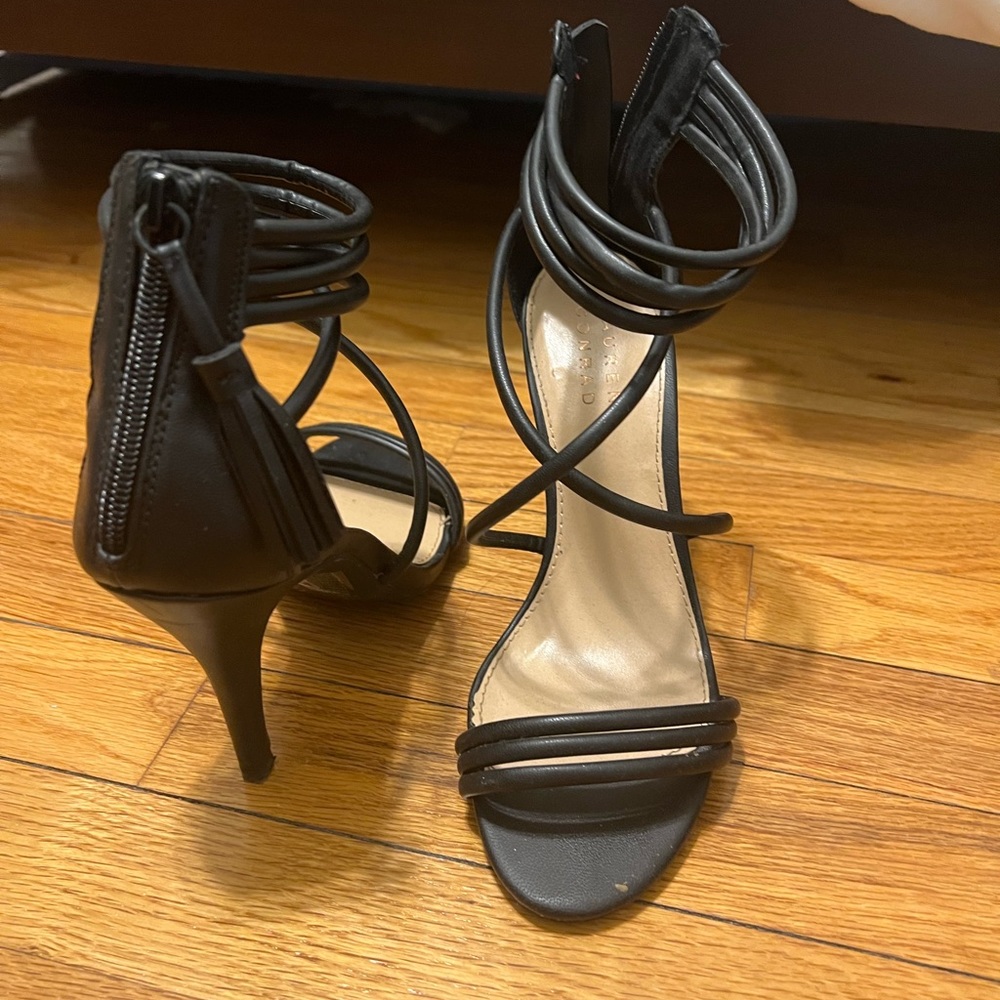 Black sandal heel